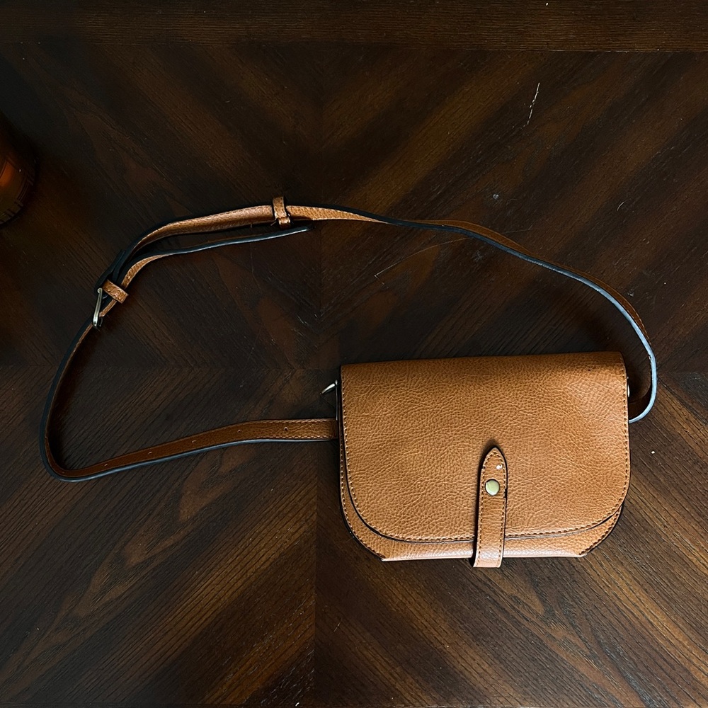 Joy Susan Crossbody